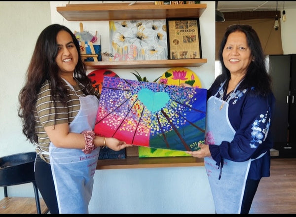 Sunday, 17th December 2023 | MAAMA MIA | 4:00PM TO 6:00PM - Paint with your child!