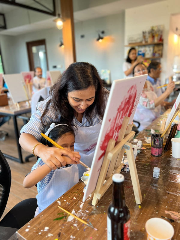 Sunday, 17th December 2023 | MAAMA MIA | 4:00PM TO 6:00PM - Paint with your child!